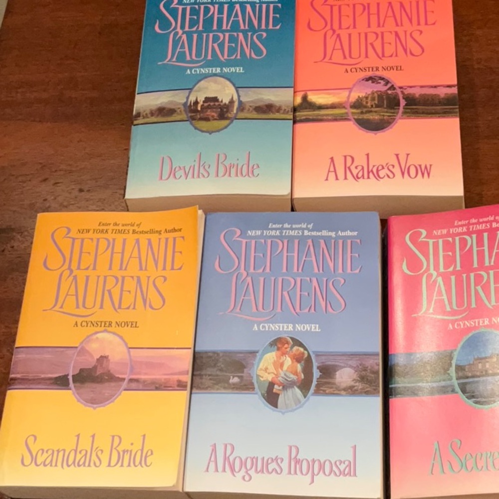 Historical Romance Stephanie Laurens Book Set